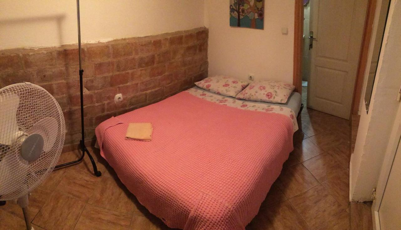 Hostel Anton Teodo Esterno foto